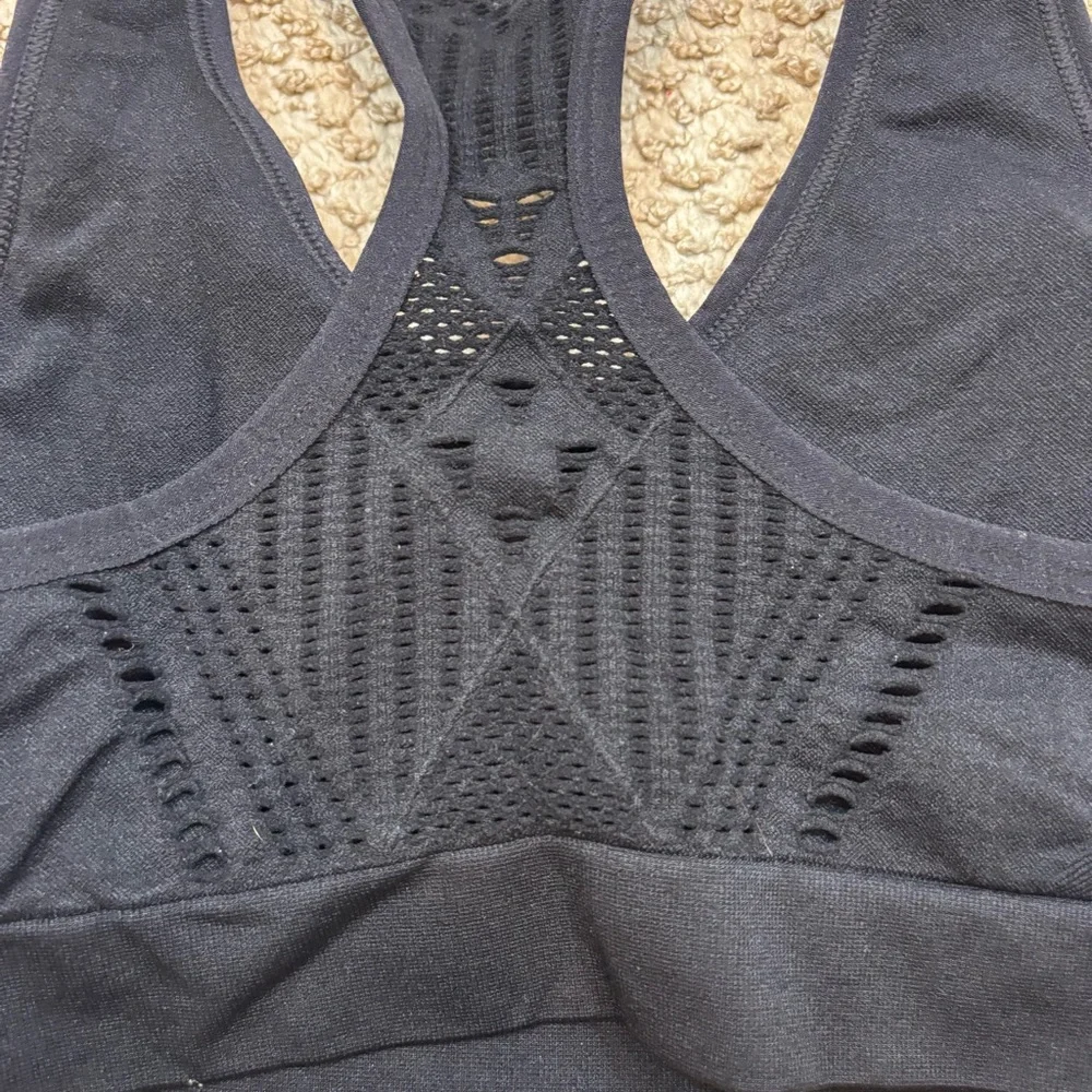 Ladies Ryka Brand Black Sports‎ Bra with Laser Cut Back Design Size Medium